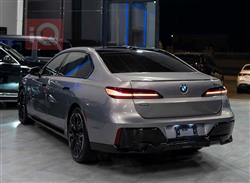 بي ام دبليو الفئة 7